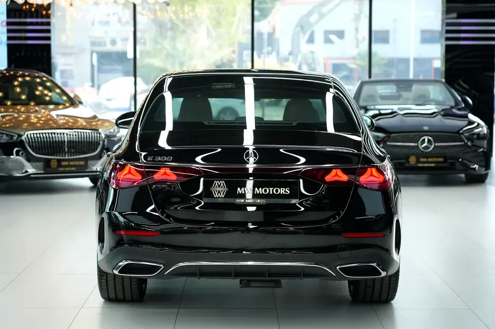 Mercedes-Benz E-Class E 300 2026 - GCC Specs - Brand New - Image 5