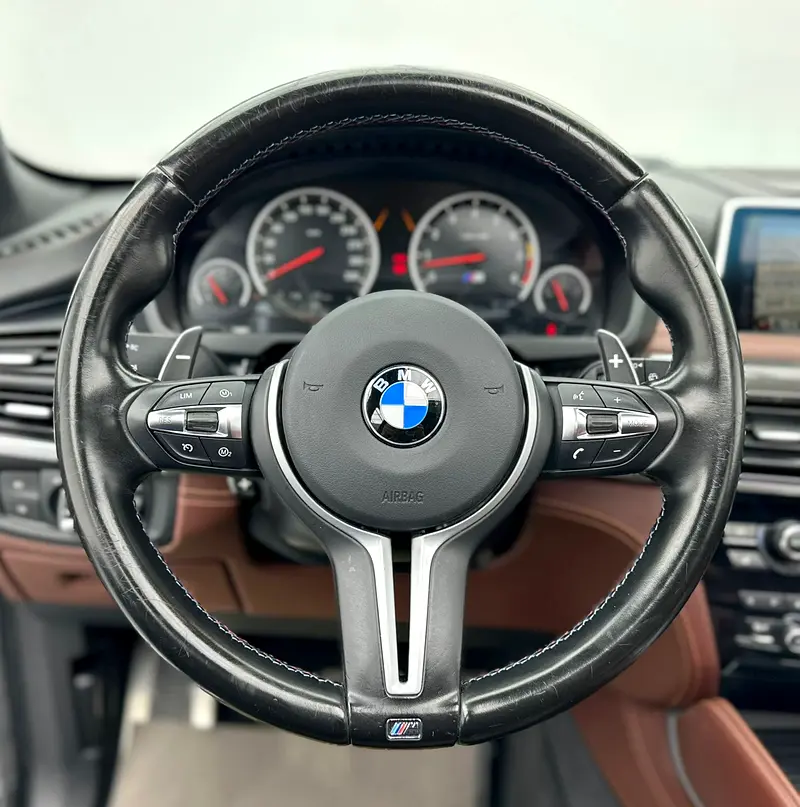 2016 BMW X5M M-Sport, BMW Full Service History, Excellent Condition, GCC - Image 7