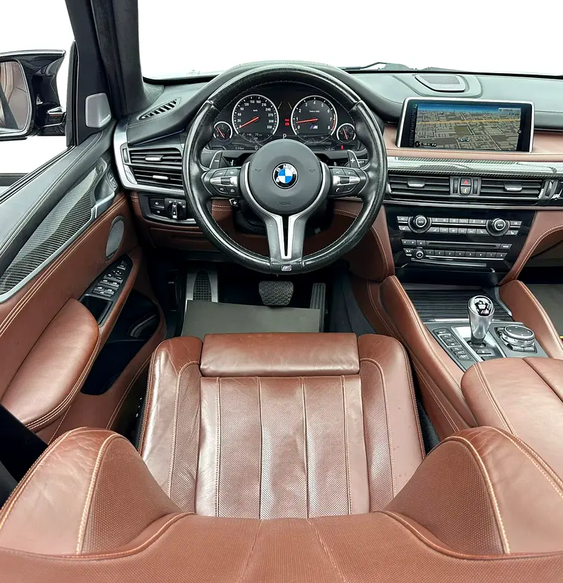 2016 BMW X5M M-Sport, BMW Full Service History, Excellent Condition, GCC - Image 8