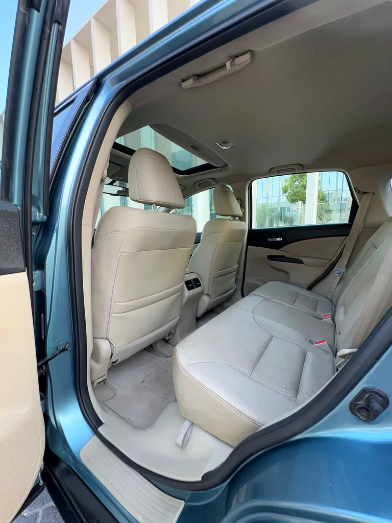 HONDA CRV 2015 GCC EXL FULL OPTION GOOD CONDITION CAR - Image 9