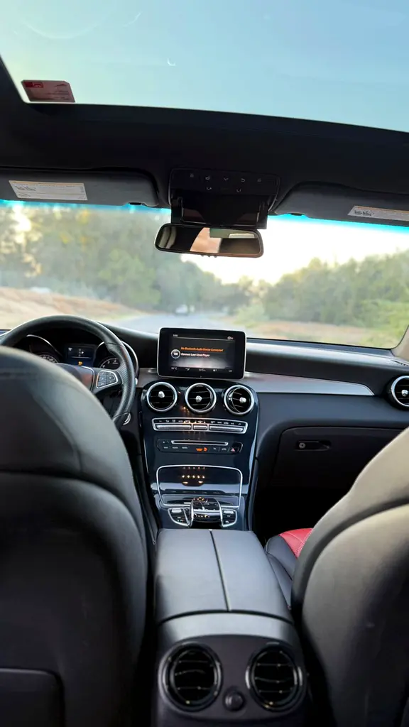 Mercedes GLC 300 - Image 10