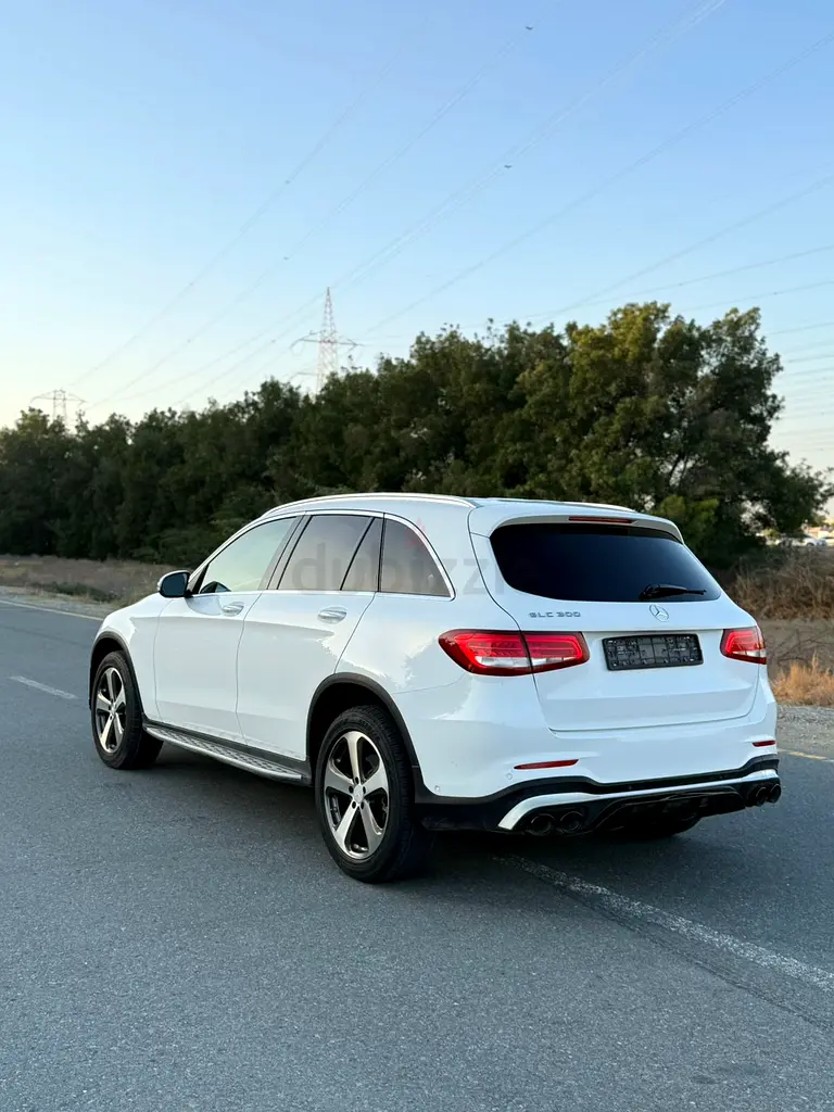 Mercedes GLC 300 - Image 8