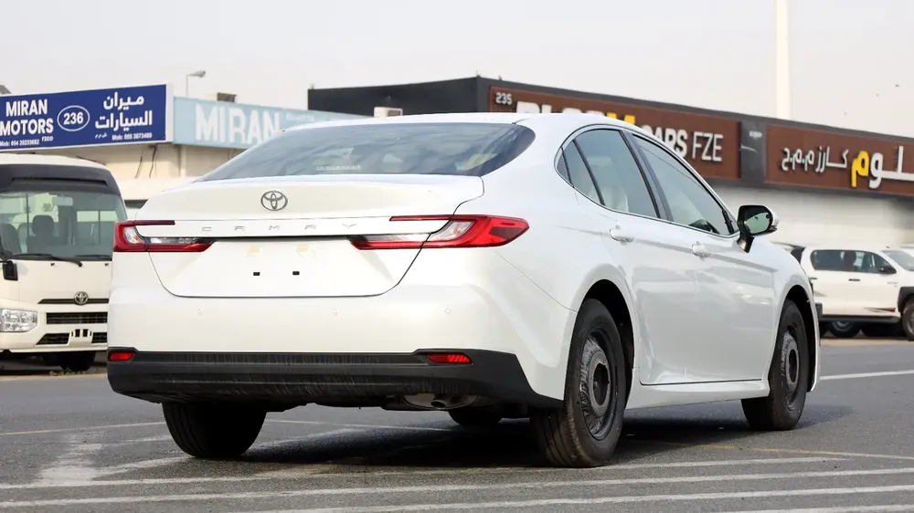 2025 Toyota Camry E - GCC Specs - Brand New - Image 7