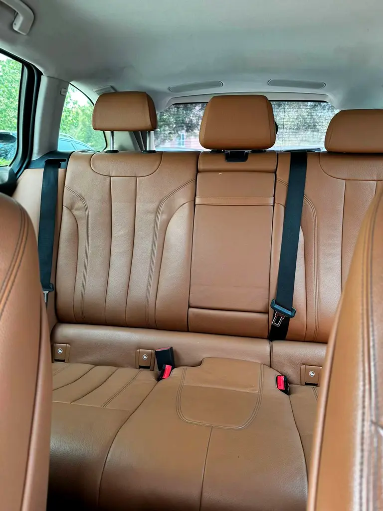 BMW 520 gcc 84900km 2019 - Image 4