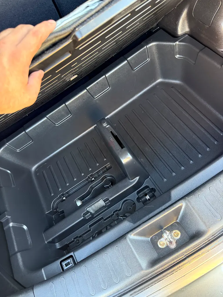 Nissan Juke SV 2016 GCC Specs - Image 10