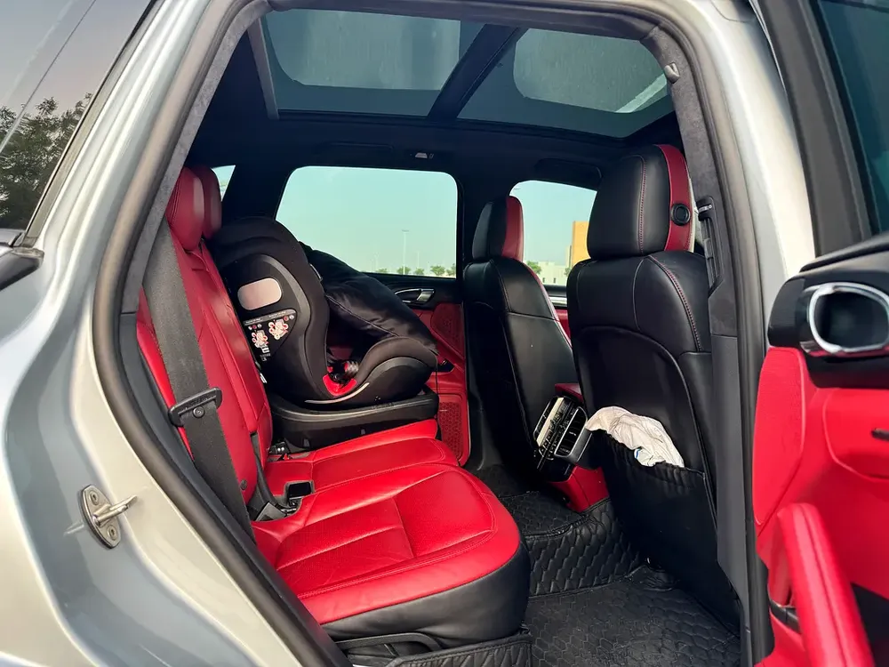 Porsche Cayenne GTS, Porsche warranty, Porsche service history, GCC - Image 10