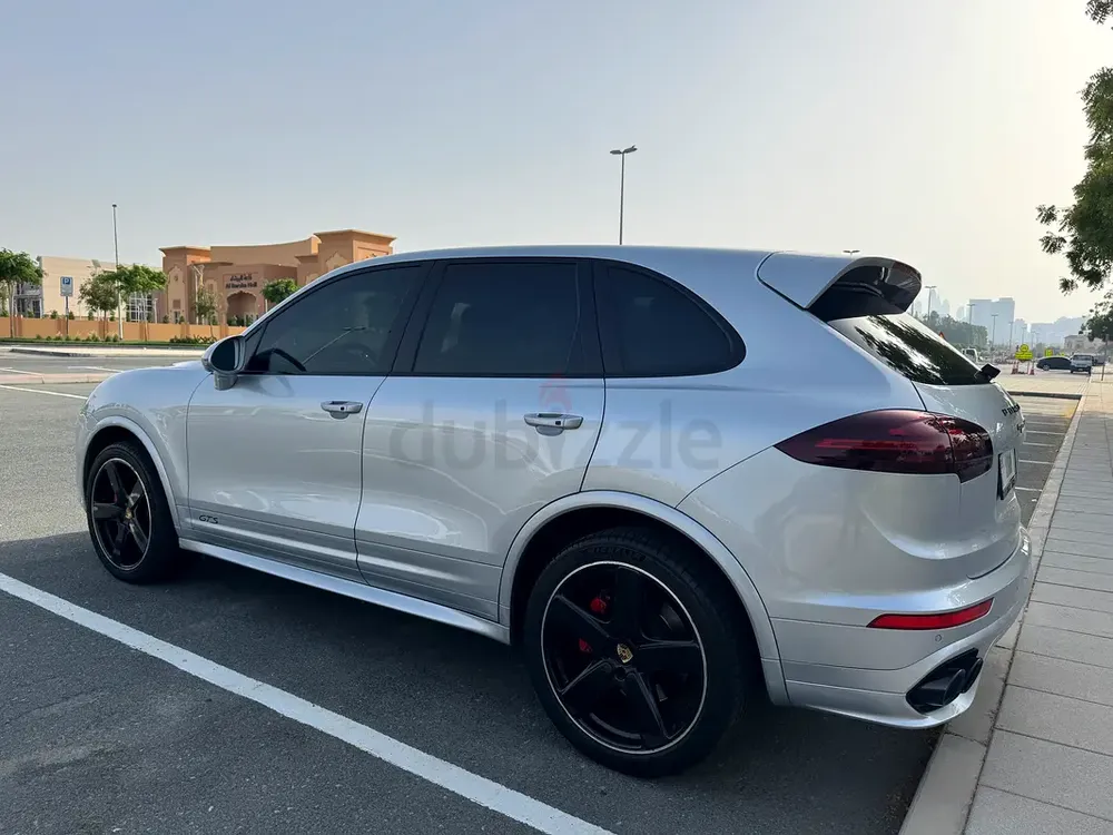 Porsche Cayenne GTS, Porsche warranty, Porsche service history, GCC - Image 4
