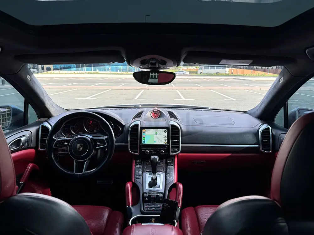 Porsche Cayenne GTS, Porsche warranty, Porsche service history, GCC - Image 7
