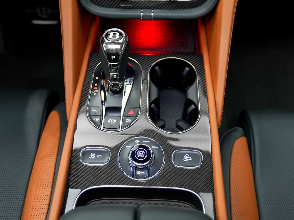 2022 BENTAYGA BLACKLINE - TOURING PACKAGE - MULLINER - CARBON PACKAGE WITH NAIM - Image 13