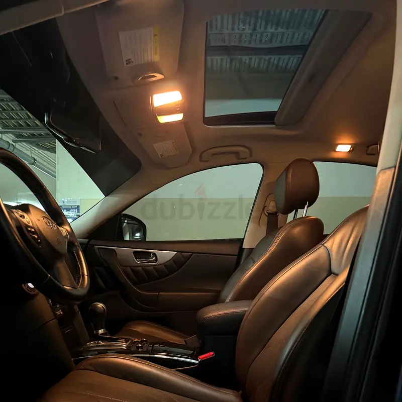 2018 Infiniti QX70 Top Of The Range | GCC Specs | Mint Condition - Image 12