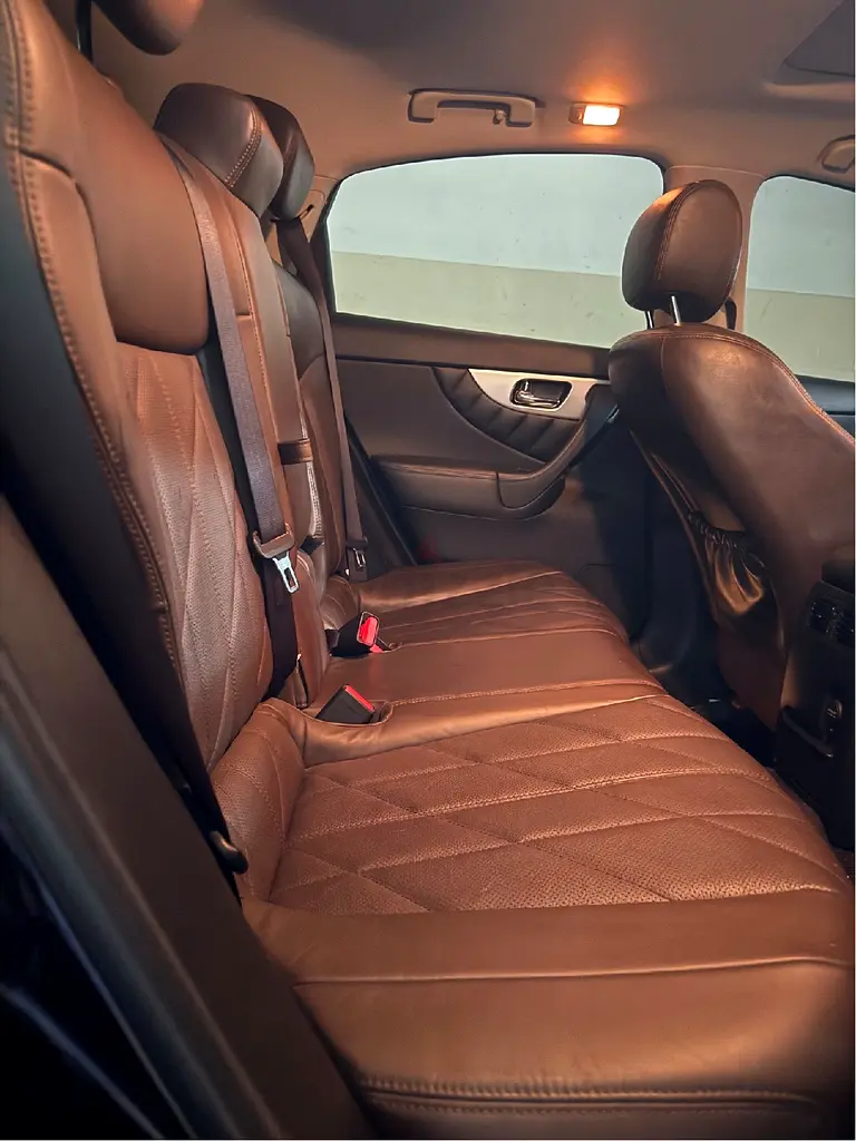 2018 Infiniti QX70 Top Of The Range | GCC Specs | Mint Condition - Image 8