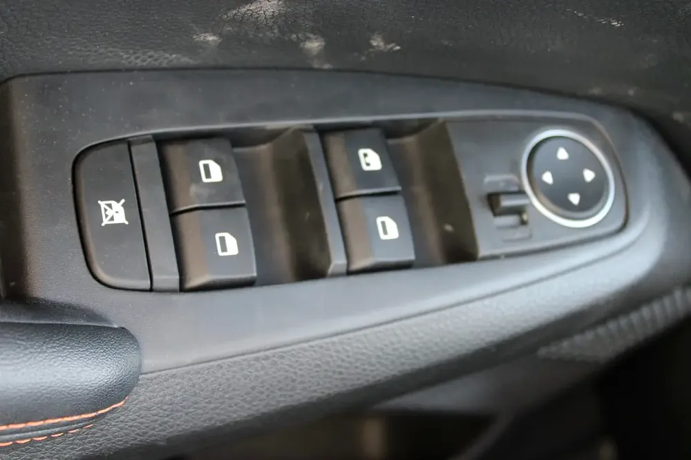 Kia Seltos 2025 Chinese Specs Base Model - Image 12