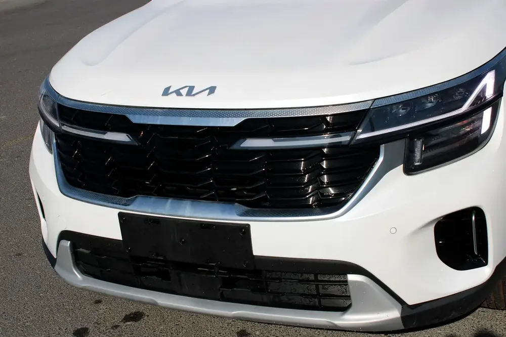 Kia Seltos 2025 Chinese Specs Base Model - Image 6