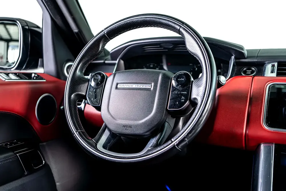 Range Rover Sport V8 Dynamic-GCC-22 Inch Rims-Black Contracting Roof-Red Interior - Image 11