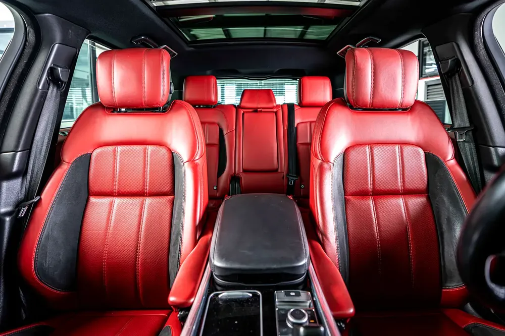 Range Rover Sport V8 Dynamic-GCC-22 Inch Rims-Black Contracting Roof-Red Interior - Image 13
