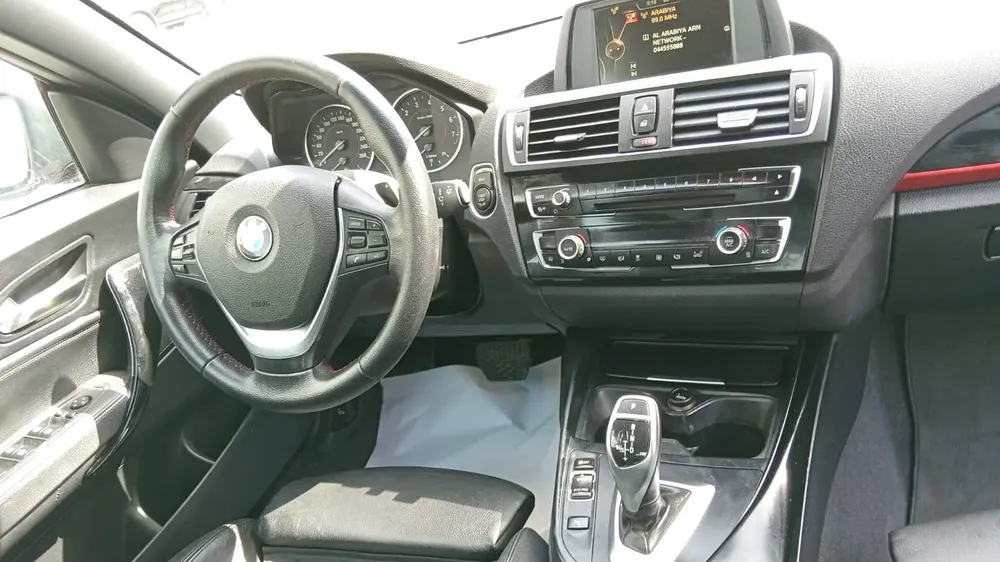 BMW 2-Series 220i Convertible 2016 - GCC Specs - Lady Driven - Image 16