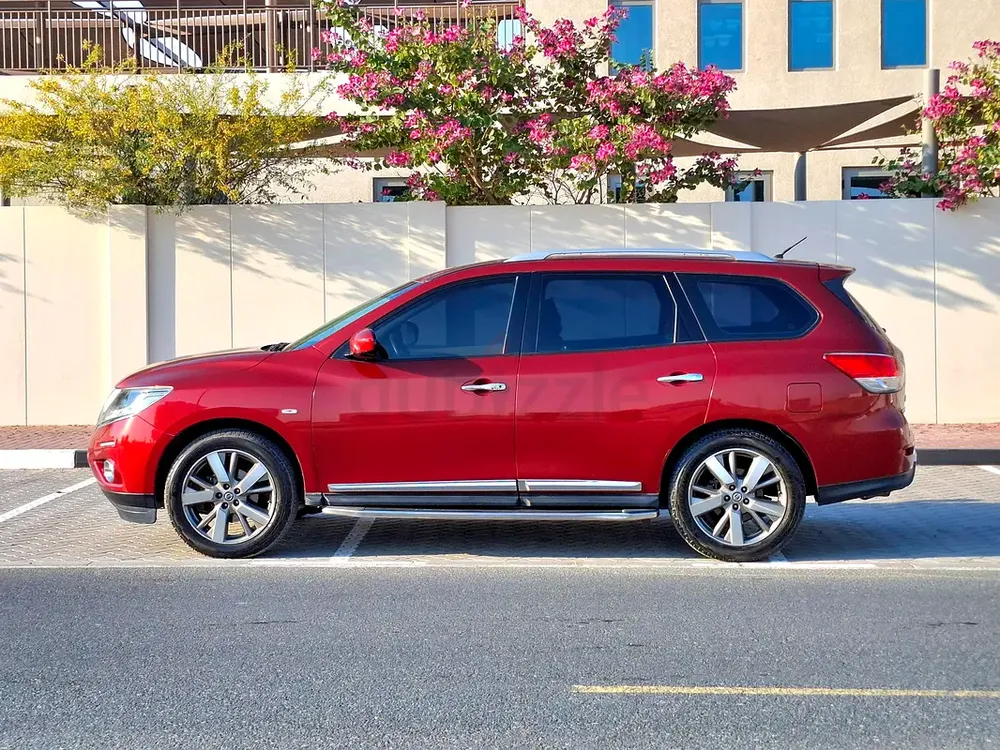 AED 916/month | 2017 Nissan Pathfinder  | GCC Specs | Ref#409787 - Image 5
