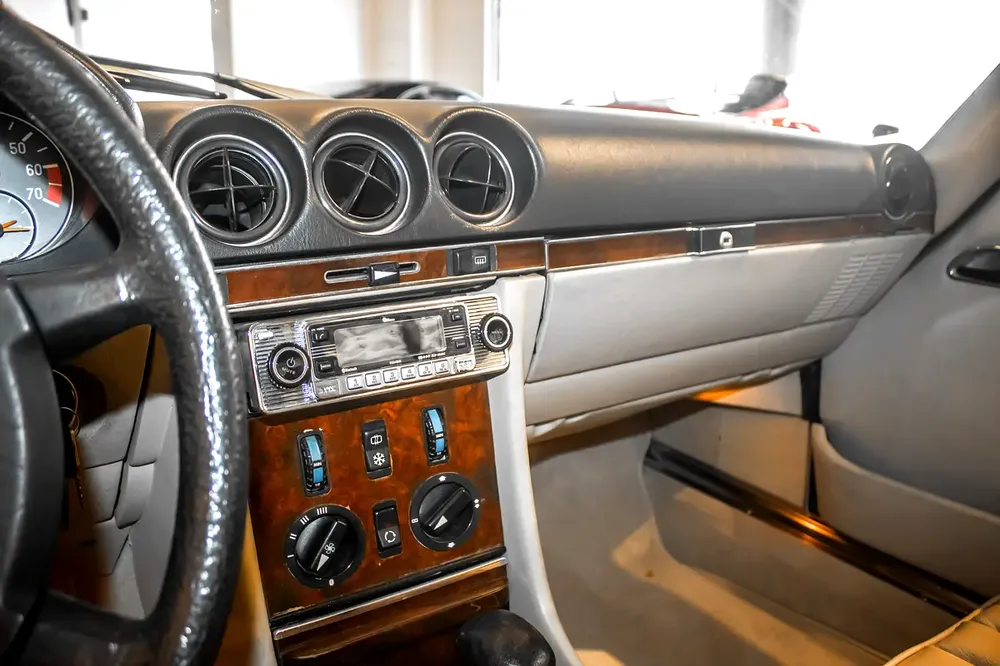 Mercedes SL 500 - Image 10
