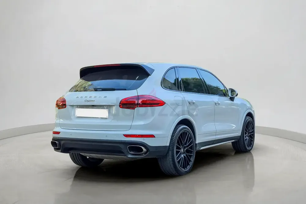 2018 Porsche Cayenne Standard 3.6L | GCC Specifications - Image 6
