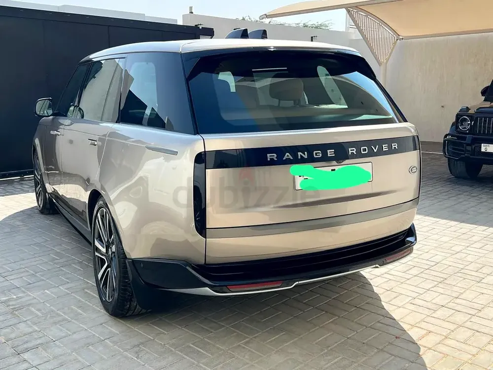 2023 Land Rover Range Rover HSE LWB P530 | GCC Specs | Pristine Condition - Image 5