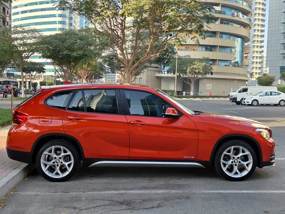 2015 BMW X1 SDrive18i #GCC GOOD CONDITION - Image 18