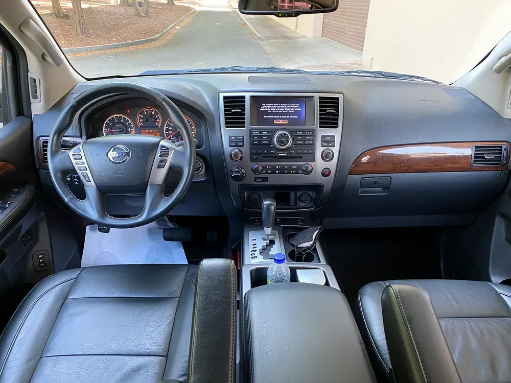 GCC NISSAN ARMADA LE PLATINUM - Image 15