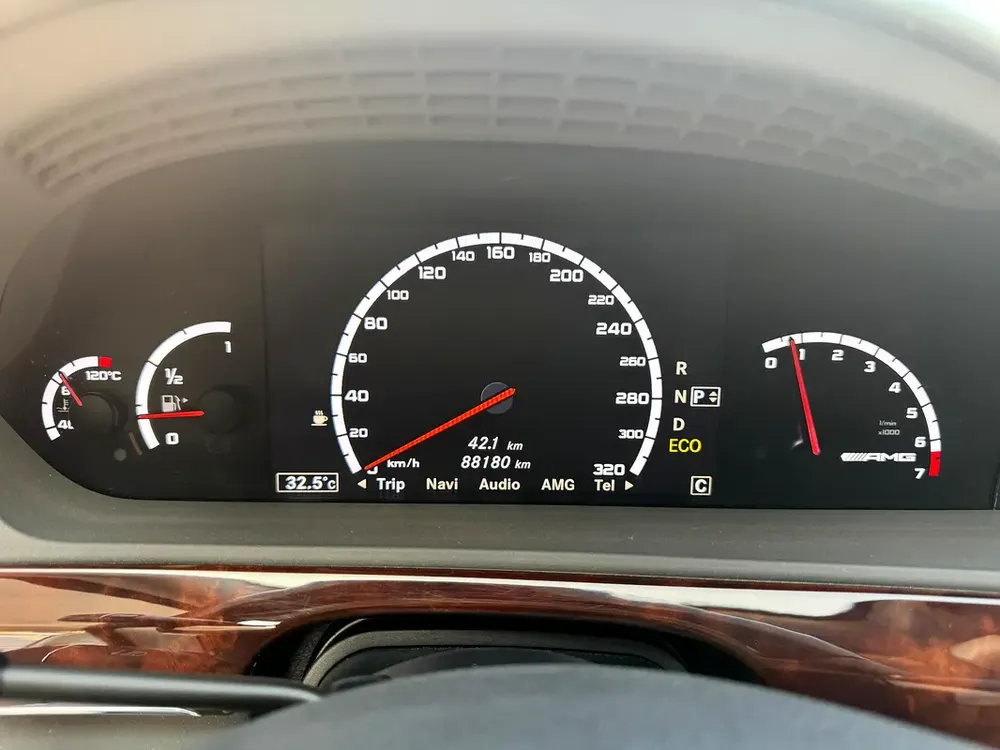 MERCEDES BENZ S63 AMG MODEL 2012 JAPAN IMPORT - Image 16