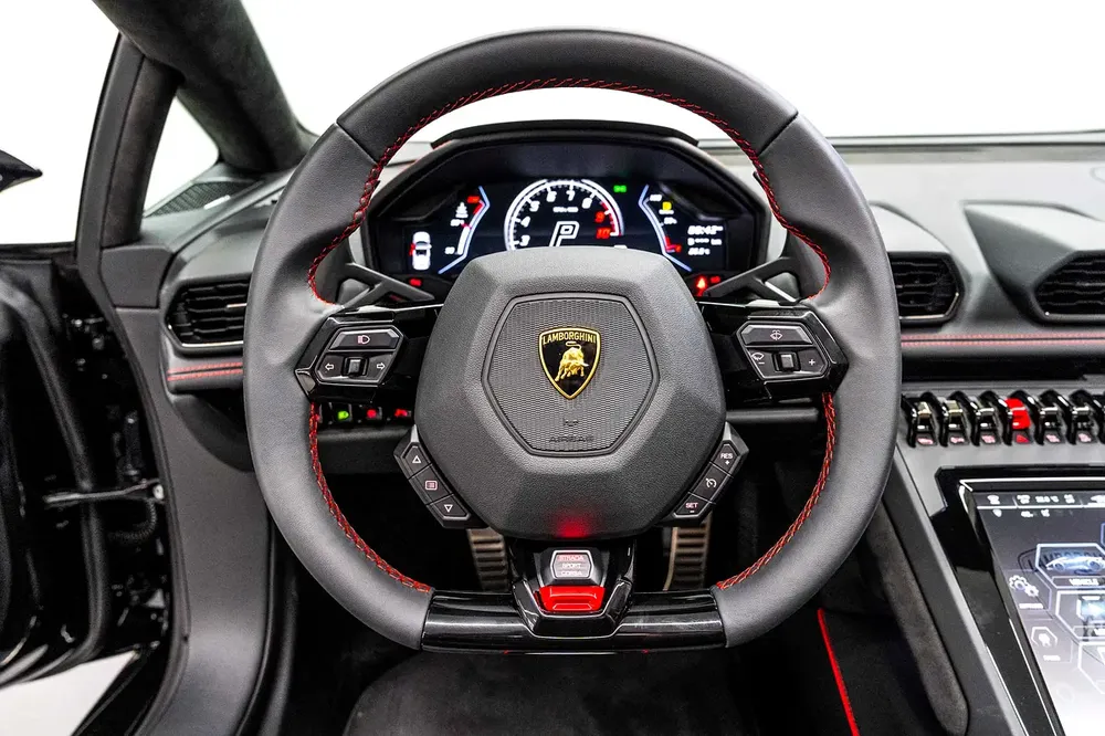 Lamborghini Huracan Evo Spyder - Brand New - Image 13