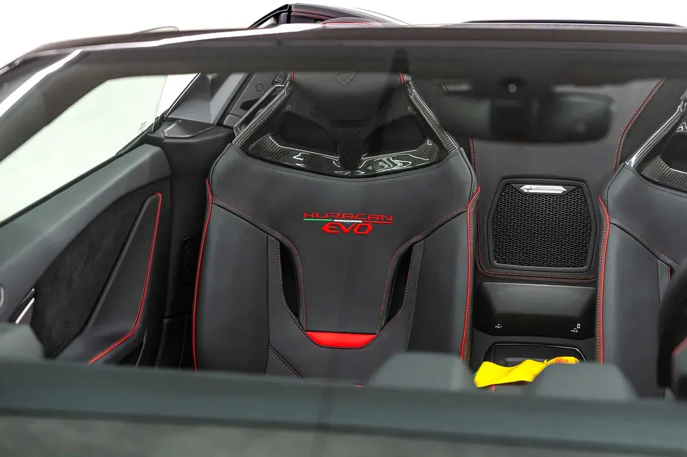 Lamborghini Huracan Evo Spyder - Brand New - Image 19