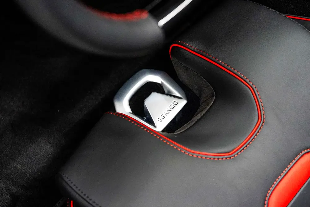 Lamborghini Huracan Evo Spyder - Brand New - Image 20