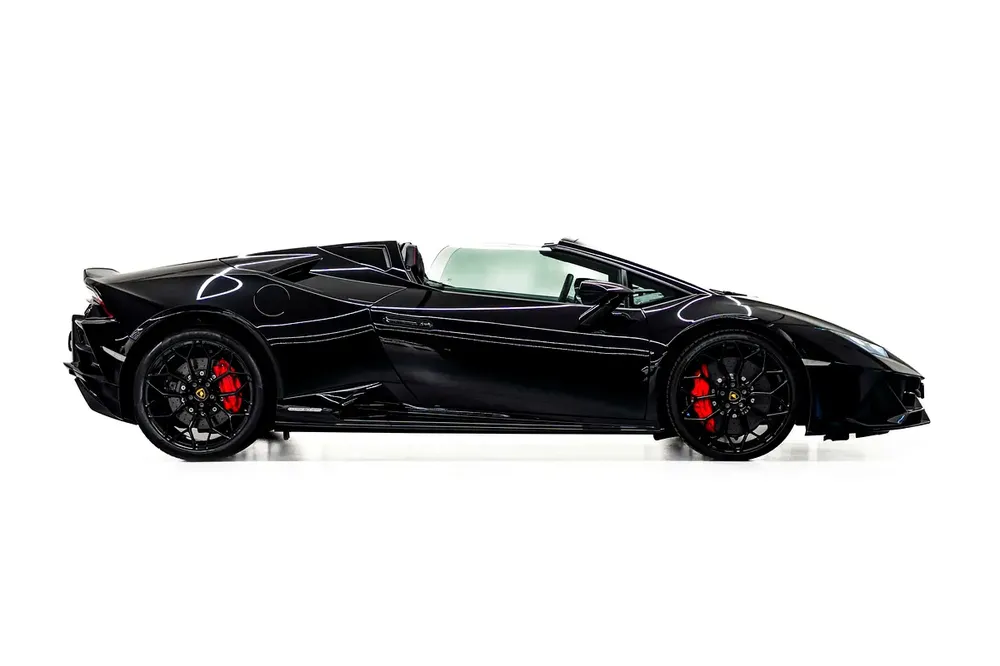 Lamborghini Huracan Evo Spyder - Brand New - Image 4