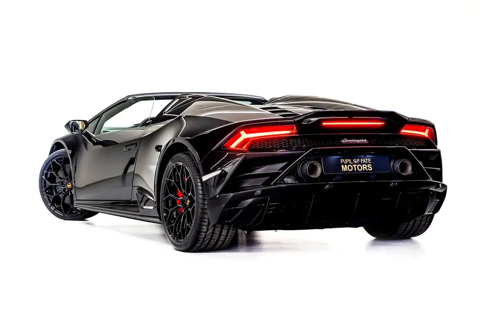 Lamborghini Huracan Evo Spyder - Brand New - Image 5