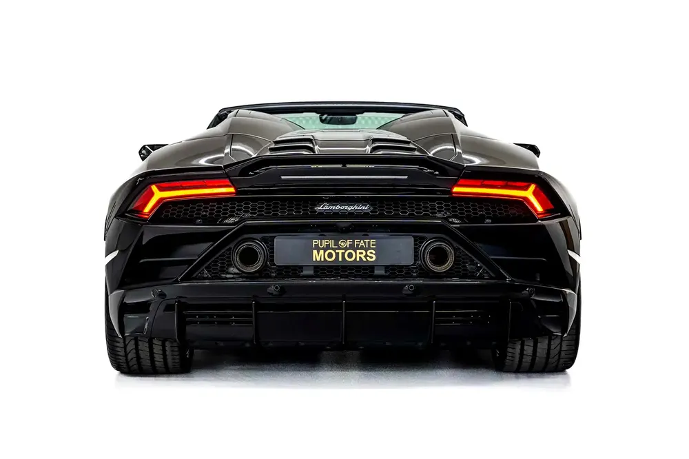 Lamborghini Huracan Evo Spyder - Brand New - Image 6