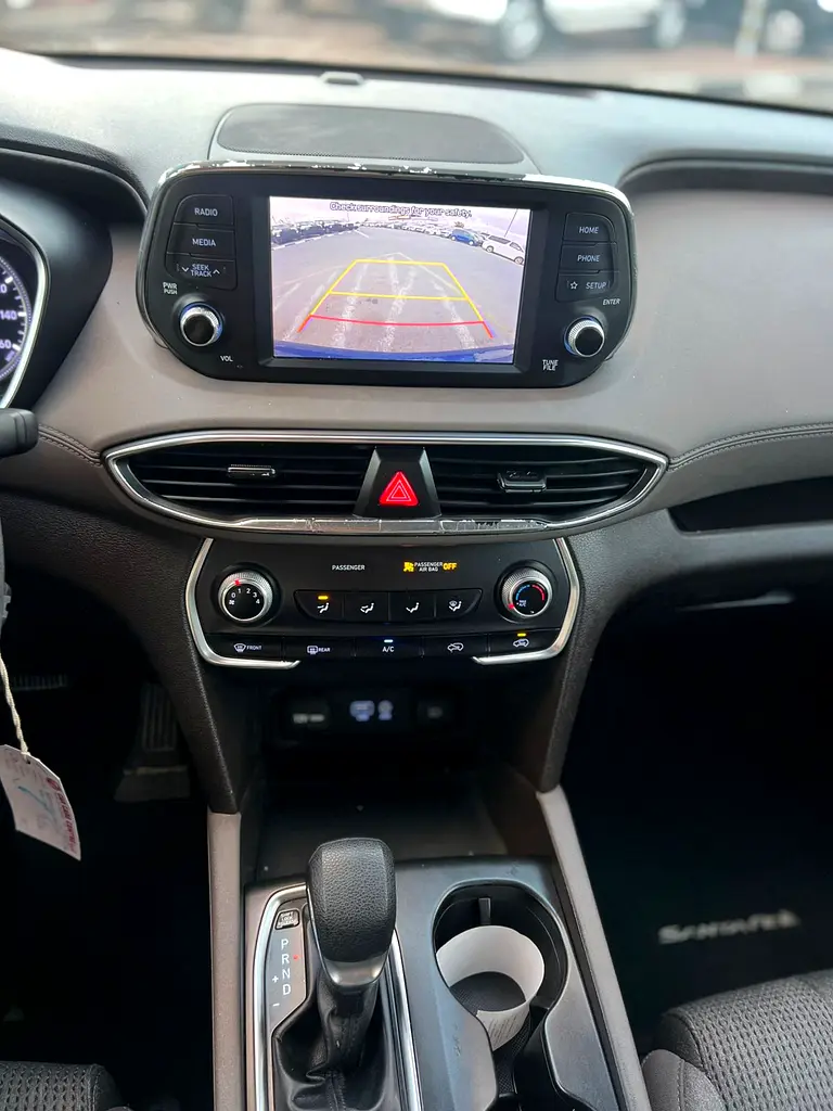 2019 Hyndai Santafe Fe Se 2.4L V4 FWD - Rear Camera  Sensor - Image 14