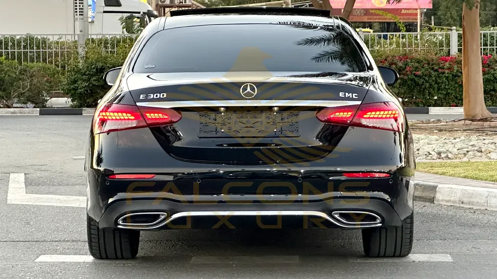 Mercedes Benz E300 2022 GCC FULL SERVICE HISTORY AMG Package Agency Warranty 2027 - Image 7