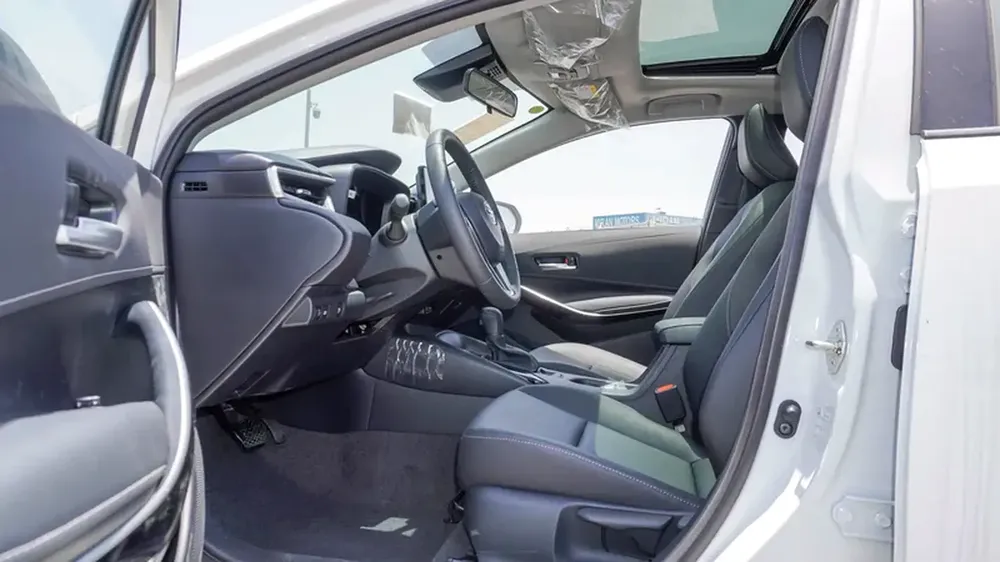 TOYOTA COROLLA 1.8 HYBRID - Image 6