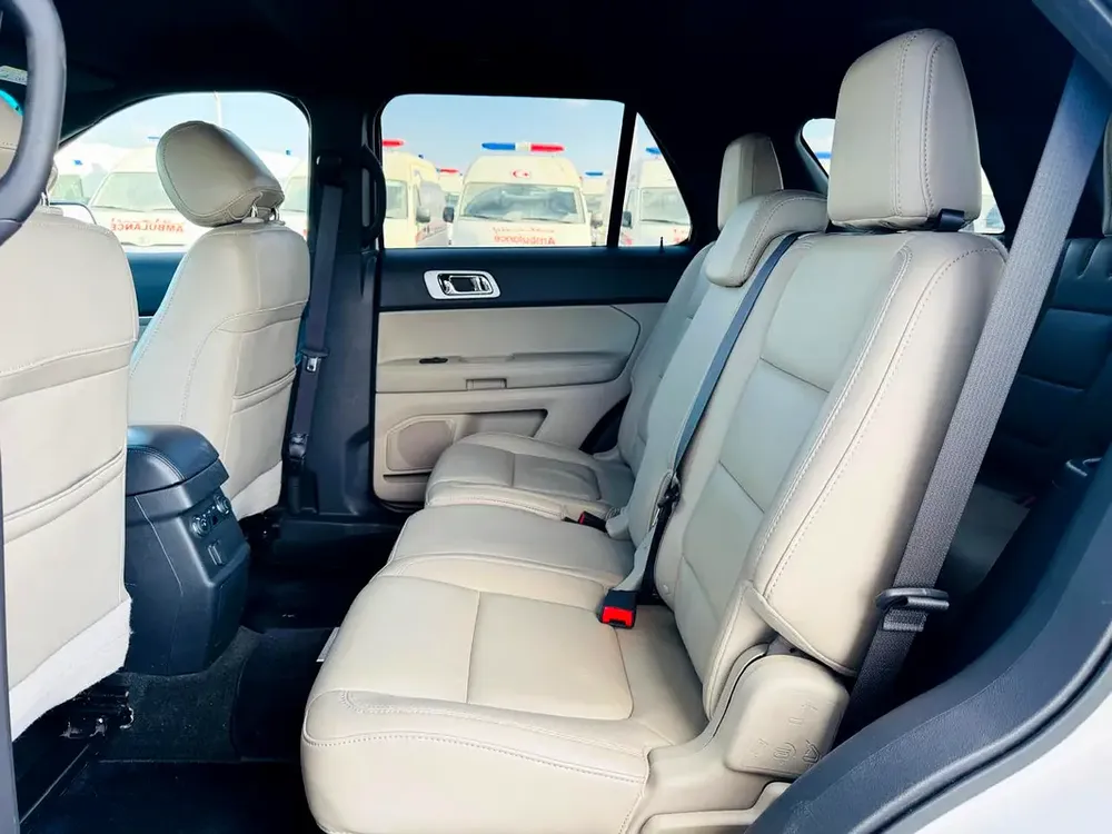 FORD EXPLORER | 2014 | XLT ECO BOOST | 7 SEATS | MINT CONDITION | FRESH JAPAN IMPORT - Image 18