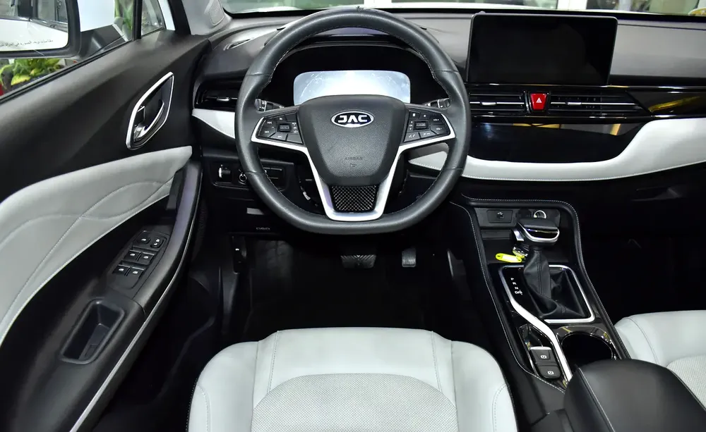 AED 571 EMi for 5Yrs | JAC JS4 1.5T ( 2023 Model ) in White Color GCC Specs - Image 12