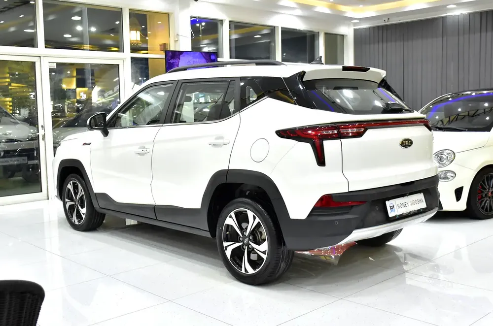 AED 571 EMi for 5Yrs | JAC JS4 1.5T ( 2023 Model ) in White Color GCC Specs - Image 7