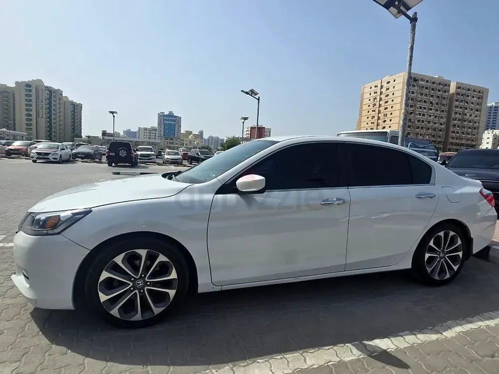 Honda Accord - 2015 (White) - Sports Version - American Specs - Image 6
