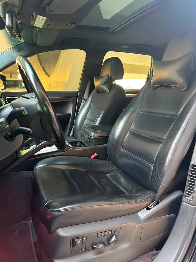 2008 Porsche Cayenne Turbo 500 HP - Image 19