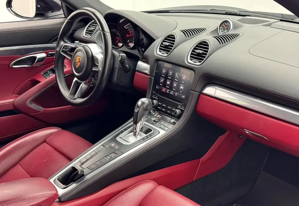 2017 Porsche 718 Cayman, Full Service History, Excellent Condition, GCC - Image 12