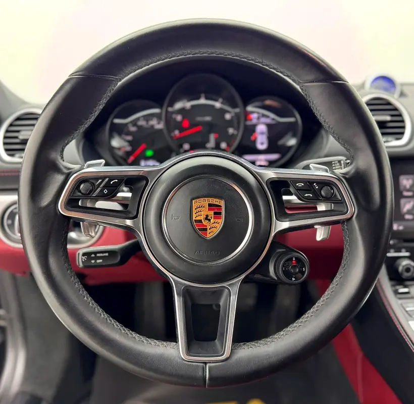 2017 Porsche 718 Cayman, Full Service History, Excellent Condition, GCC - Image 8