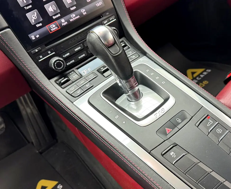 2017 Porsche 718 Cayman, Full Service History, Excellent Condition, GCC - Image 9