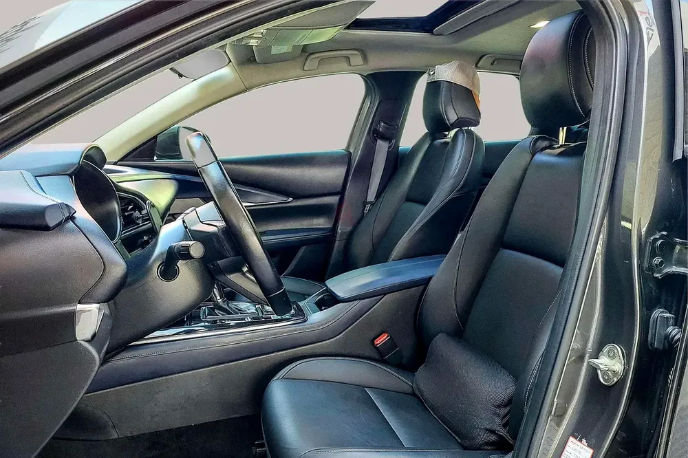 AED 988/month | 2023 Mazda CX-30  | GCC Specs | Ref#476799 - Image 11