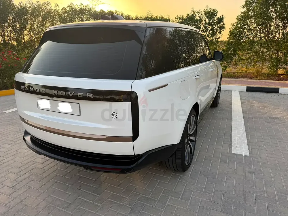 2024 Land Rover Range Rover SV Autobiography | GCC | Warranty - Image 7