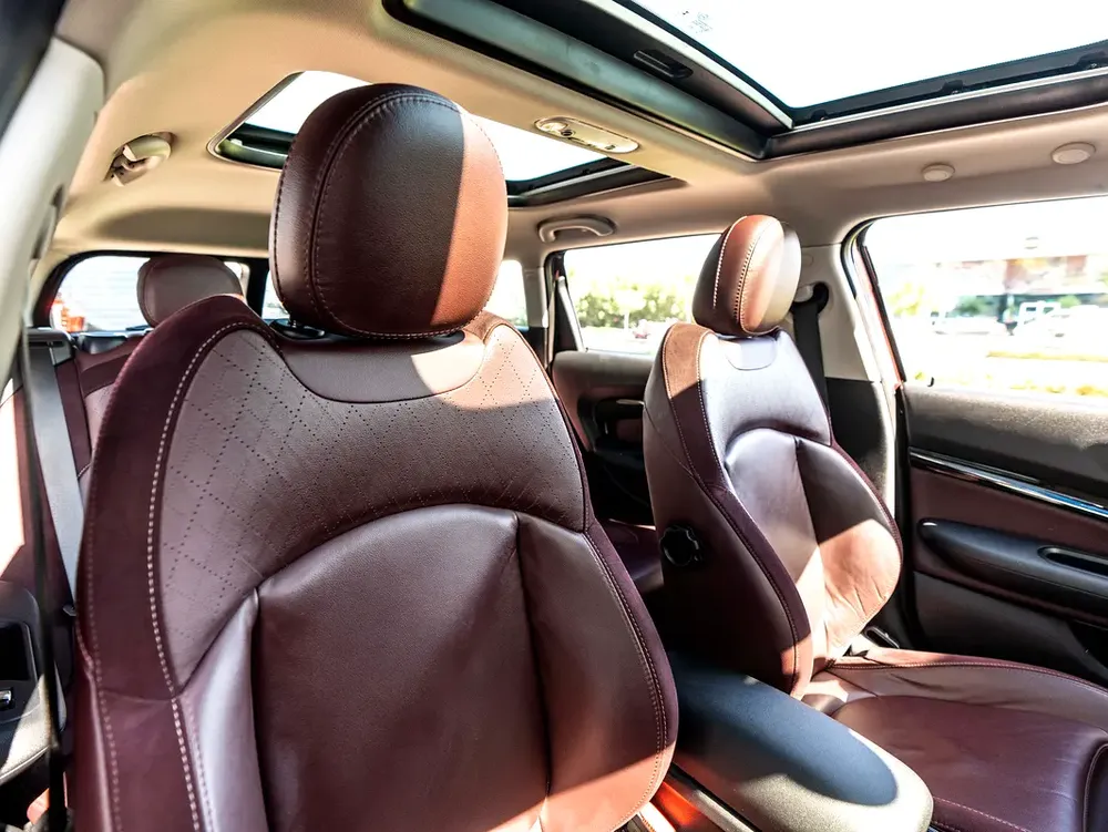 0% DOWN PAYMENT | ⚡ JUNE EDITION | MINI CLUBMAN COOPER | BUY-BACK GUARANTEE | WARRANTY - Image 11