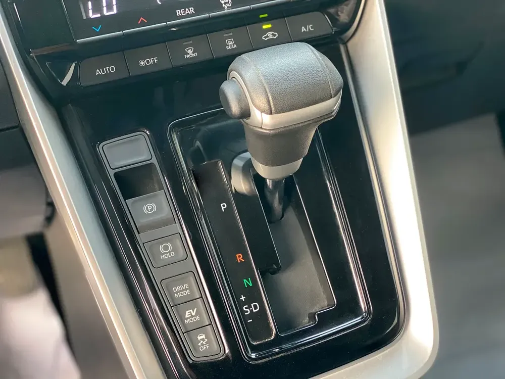 AED 1900 Per month No down payment needed | 2024 Model Hybrid engine - Image 12