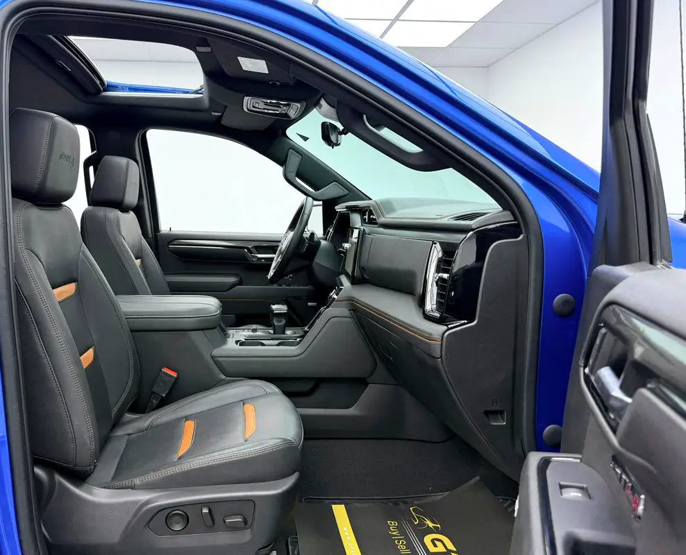 2023 GMC Sierra 1500 AT4, GMC Warranty+Full Service History, GCC - Image 16