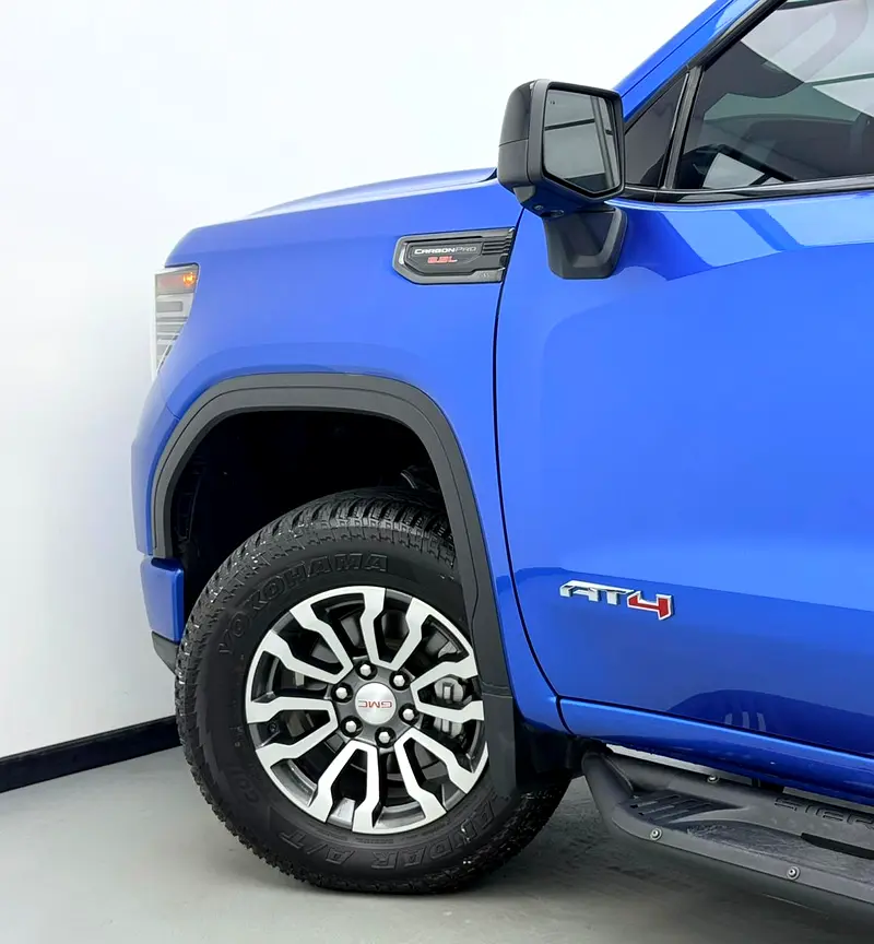 2023 GMC Sierra 1500 AT4, GMC Warranty+Full Service History, GCC - Image 4